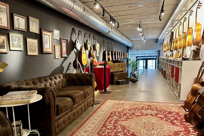 Authentic Flamenco Show Barcelona : Intimate Casa Sors Experience - Casa Sors: A Small, Sound-Managed Flamenco Room in Barcelona