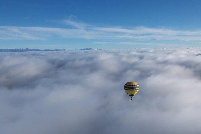Balloon Ride over Catalonia with optional Pick-up from Barcelona - Sunrise ballooning over Catalonia, not a normal Barcelona morning