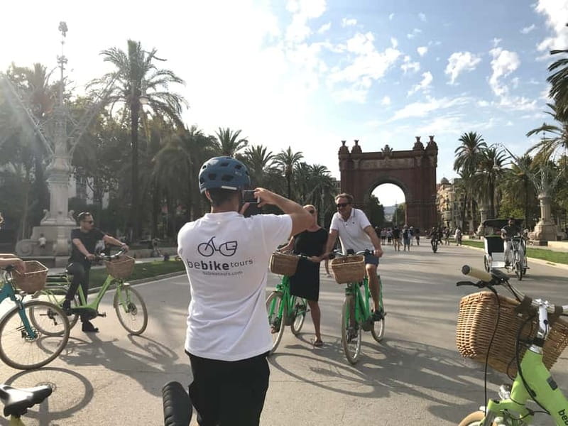 Barcelona: 1.5-Hour Sightseeing Tour by Bike/Electric Bike - Why Barcelona’s Electric Bike Highlights Work So Well in 90 Minutes