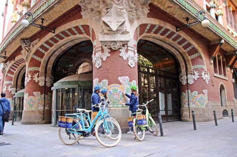 Barcelona: 1.5-Hour Sightseeing Tour by Bike/Electric Bike - Santa María del Mar: Stopping Long Enough to Appreciate the Shape of Gothic