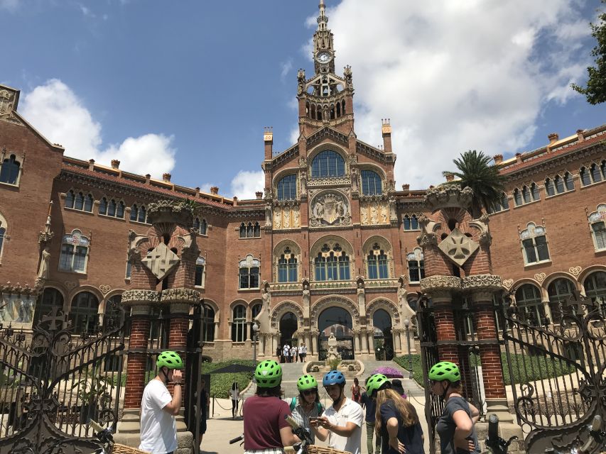 Barcelona: 1.5-Hour Sightseeing Tour by Bike/Electric Bike - La Boqueria: How to Make the Market Stop Worth Your Time