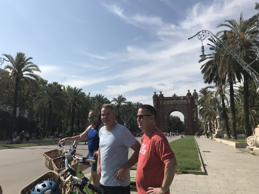Barcelona: 2.5-Hour Bike or E-Bike Historical Tour - What the ride feels like in real life (based on rider experiences)