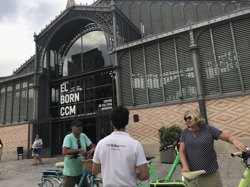 Barcelona: 2.5-Hour Bike or E-Bike Historical Tour - Starting at Passeig de Lluís Companys: get your bearings fast