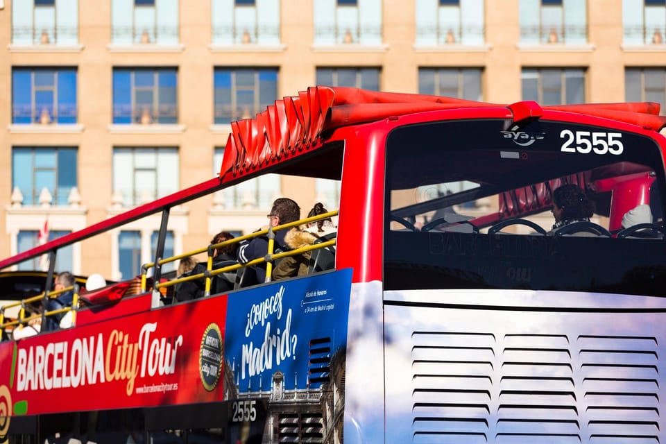 Barcelona: 24 or 48-Hour Hop-On Hop-Off Bus Tour - Practical tips so you get the best day from the bus