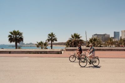 Barcelona 3-hour Bike or E-Bike Tour: Highlights and Hidden Gems - Placa de Sant Jaume to the Gothic Quarter: the old city by bicycle