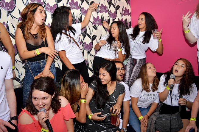 Barcelona Bar Crawl - Guides who matter: how the “photographer + host” style changes the night