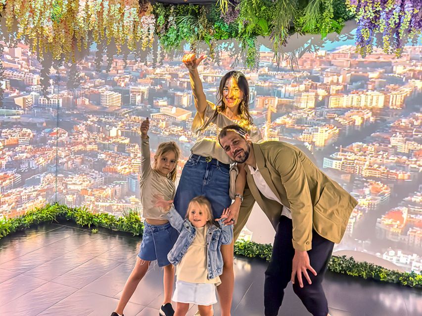 Barcelona – Big Fun Museum & Museum of Illusions Experience - Two museums, one voucher, one walk in central Barcelona