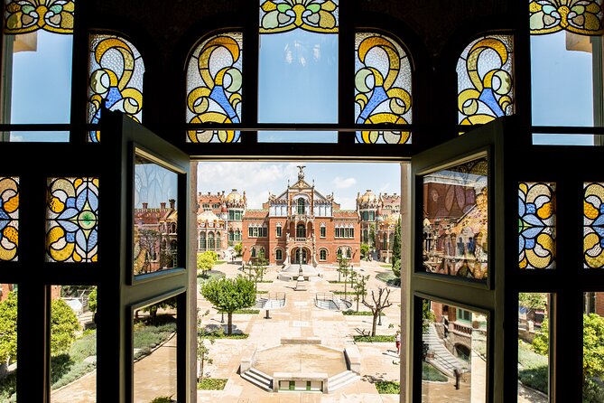 Barcelona Card: Museums + Transport for 72h, 96h or 120h - Discounts you should notice: Gaudí, Modernisme, and the classic ticket traps