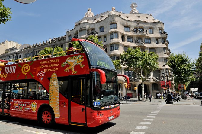 Barcelona City Tour Hop-On Hop-Off with Optional Boat - Two connected routes for an easier Barcelona first look