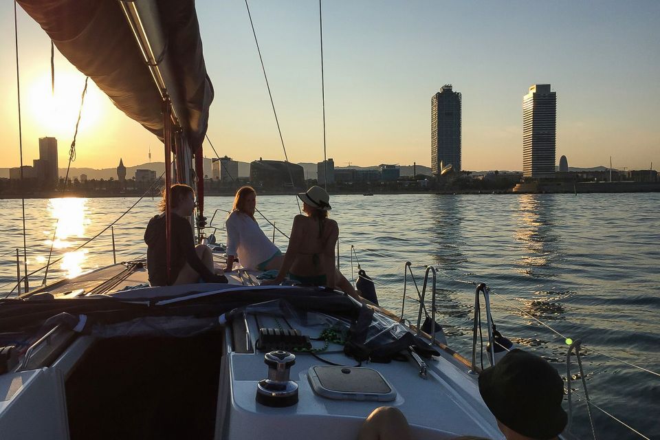 Barcelona: Coastline Boat Trip with Snacks and Cava - Timing tips: how to choose your sailing window