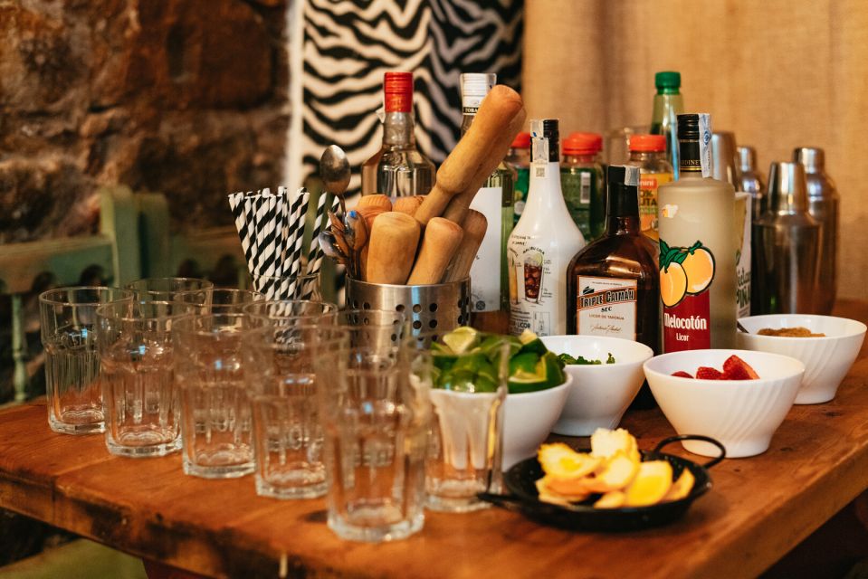 Barcelona: Cocktail Master Class by Mixologist with Tapas - Who This Class Suits Best (and Who Might Want Something Else)