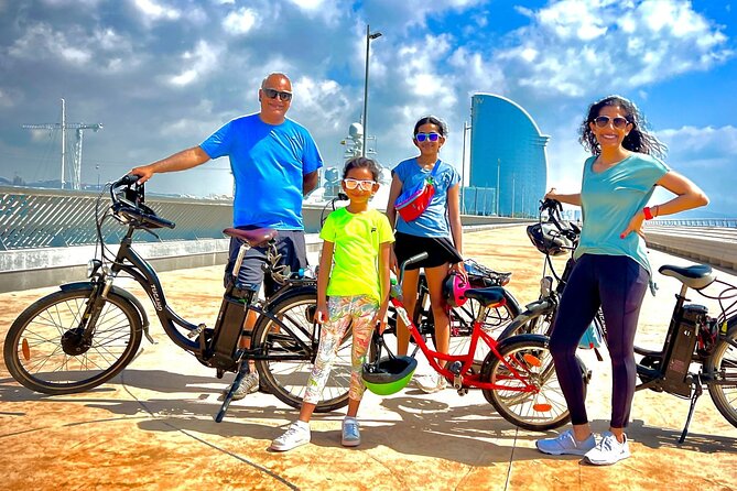 Barcelona E-Bike Photography Tour - Barceloneta beach break: getting the sea air without derailing the day
