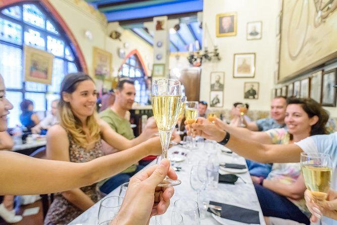 Barcelona E-Bike Small Group Tour with Tapas & Wine Tasting - Why this e-bike route feels doable in Barcelona’s traffic