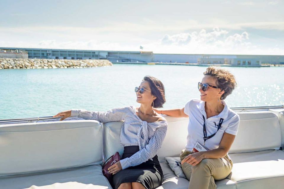 Barcelona: E-Bike Tour with Montjuic Cable Car & Boat Ride - Funicular Up to Montjuïc: The Smart Way to Beat the Hill