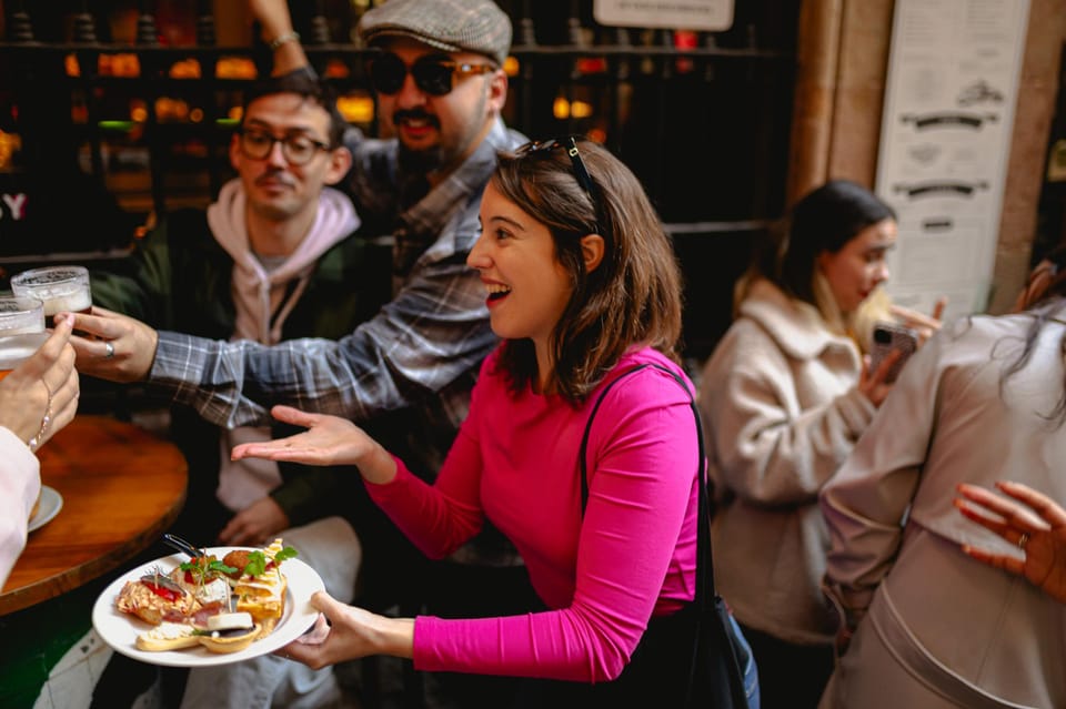 Barcelona: El Born Food Walking Tour with Tapas and Drinks - Why El Born + Gothic Quarter Is the Right Barcelona Pair for a Food Walk