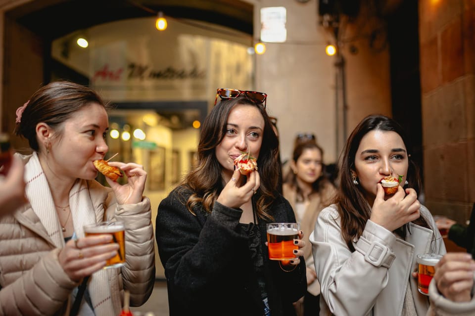 Barcelona: El Born Food Walking Tour with Tapas and Drinks - Walking Route: What You’ll See in El Born and the Gothic Quarter