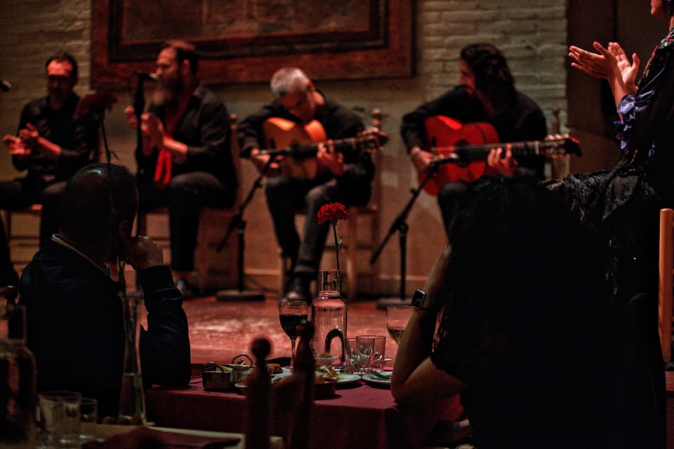 Barcelona: Flamenco Show with Dinner at Tablao de Carmen - Quick tips for a smooth evening