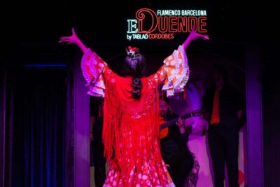 Barcelona: Flamenco Show with Drink at La Rambla - Entering El Duende: Where the Evening Starts