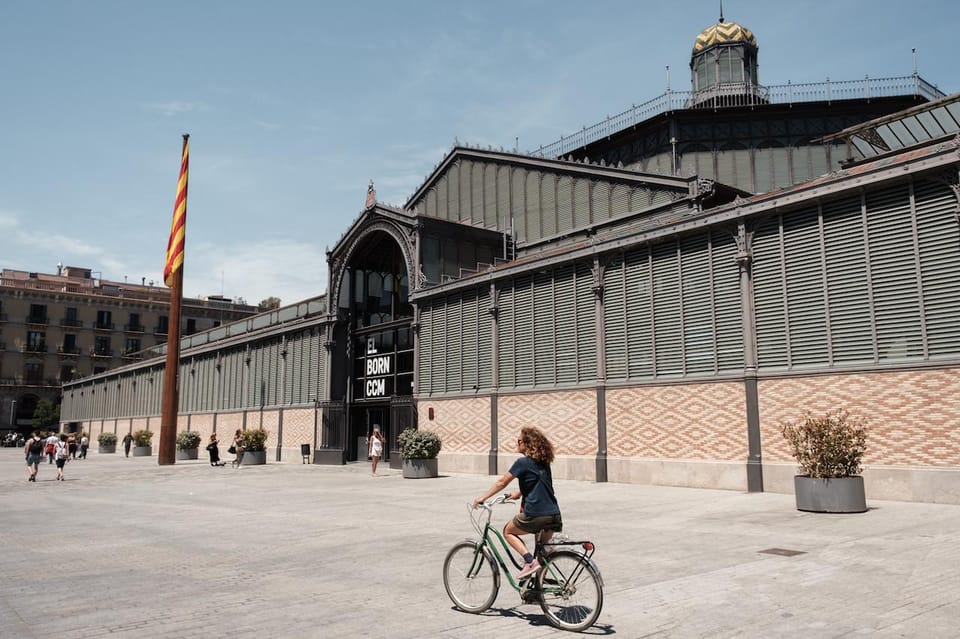 Barcelona: Guided Bike or E-Bike City Tour - Starting at Plaça Reial: Where the Tour Feels Convenient and Local