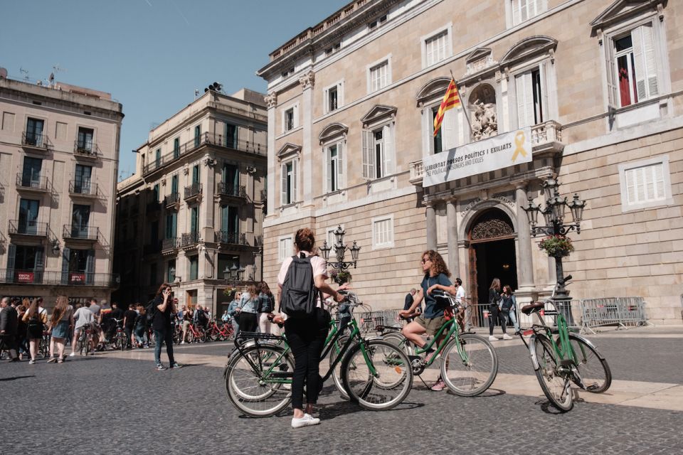 Barcelona: Guided Bike or E-Bike City Tour - Toward the Mediterranean: From Eixample and Vila Olímpica to the Waterfront Breeze