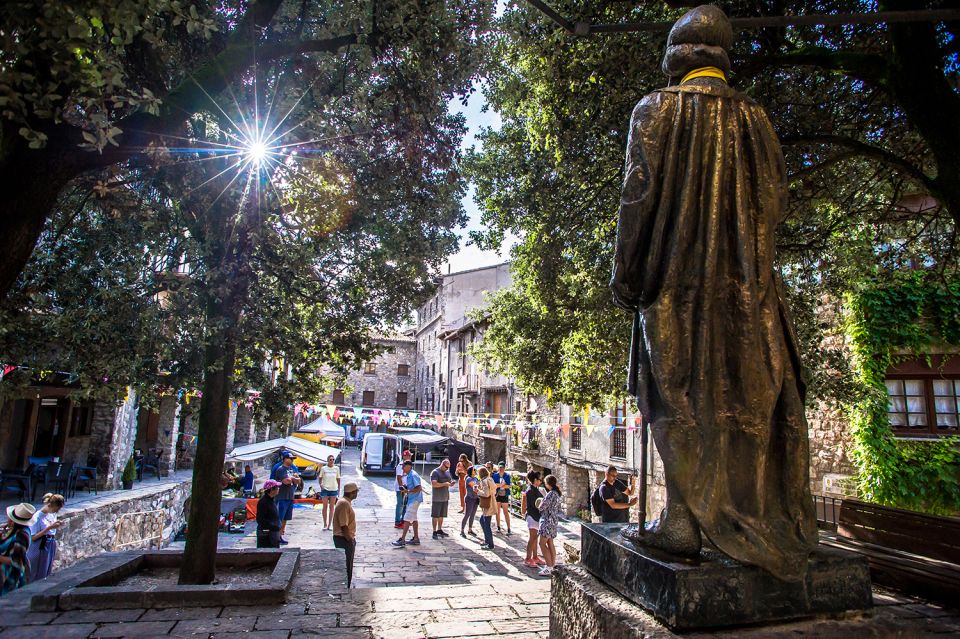 Barcelona: Guided Day Trip to Andorra, France, and Spain - Crossing into France at Ax-les-Thermes: thermal springs and lunch on your terms