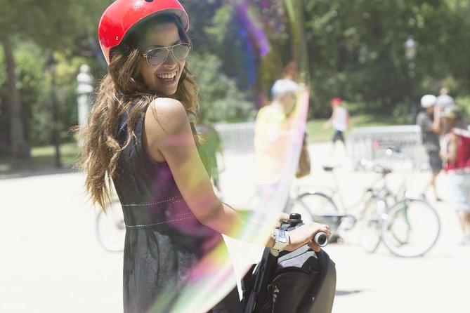 Barcelona Guided Tour by Segway - The Arc de Triomf and L’Eixample’s straight lines