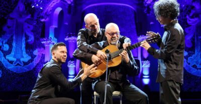 Barcelona: Guitar Trio & Dance @ Palau de la Música - The Tribute Show: three guitarists, flamenco dancers, and percussion