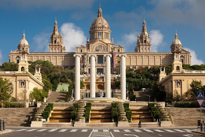 Barcelona Highlights Guided Tour with Monjuic Cable Car - Gothic Quarter and El Born: the streets where Barcelona feels oldest