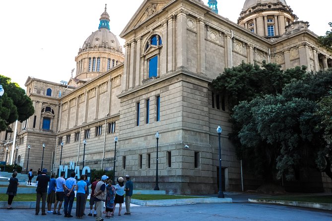 Barcelona Highlights & Sagrada Familia Tour: Priority Access - Inside Sagrada Familia: guided highlights without the QR-code wait