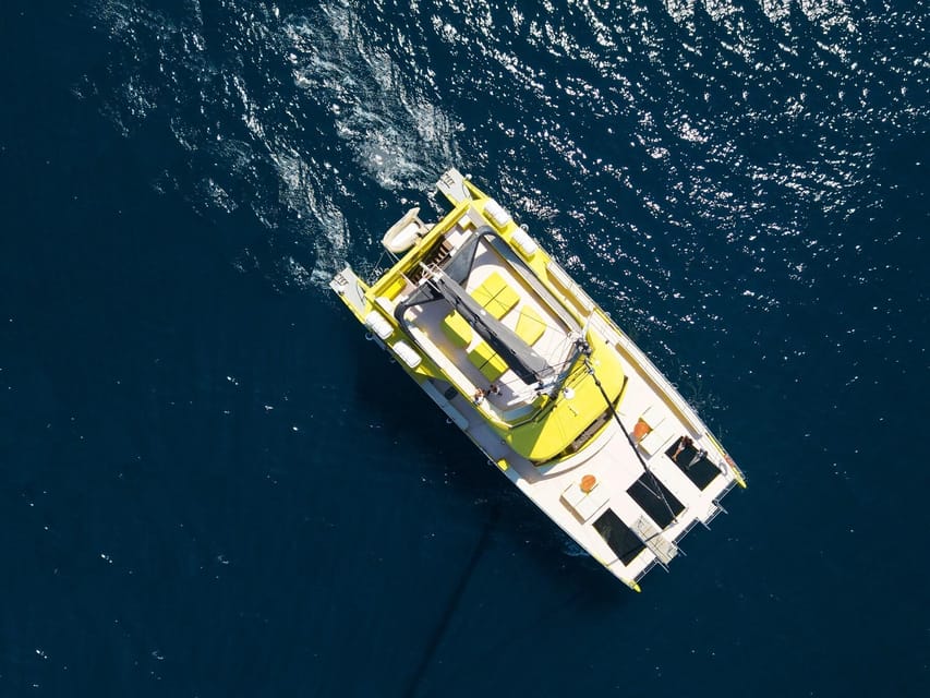 Barcelona: Hop-On Hop-Off Bus with Sailing Cruise - What Each Big Sighting Really Gets You
