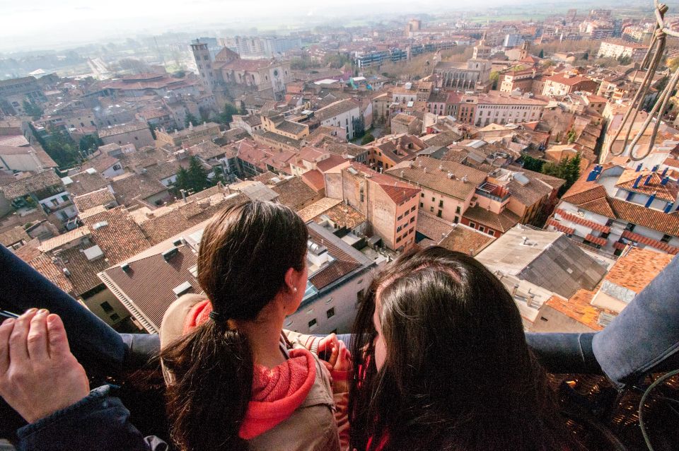 Barcelona: Hot Air Balloon Ride with Optional Transportation - Inside the basket: standing room, shoe rules, and what the crew actually controls