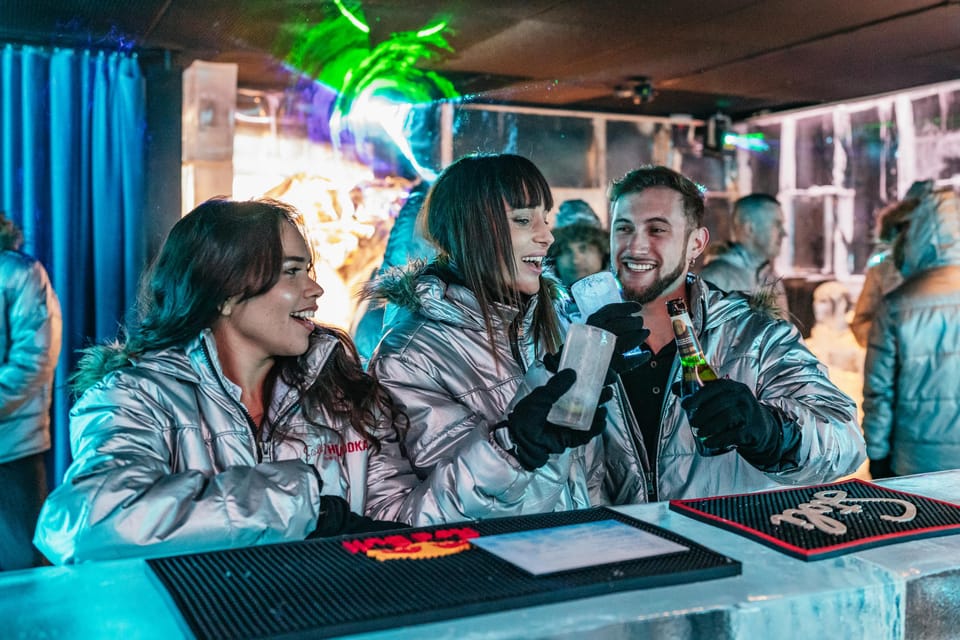 Barcelona: Icebar experience, located at the beach !! - Icebarcelona at La Barceloneta Beach: The big draw is the setting