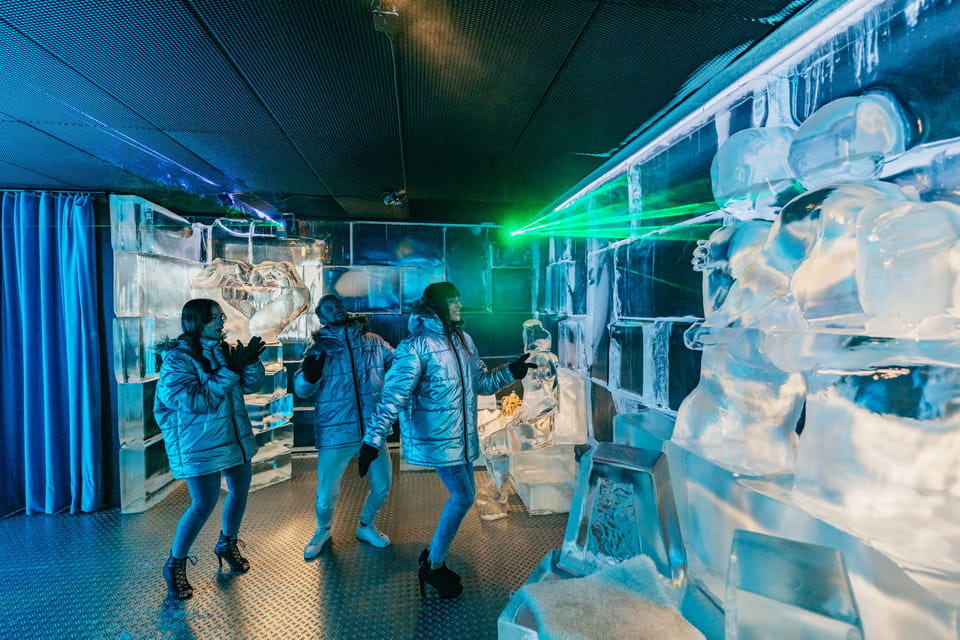 Barcelona: Icebar experience, located at the beach !! - Your 45 minutes: how the experience flows step-by-step