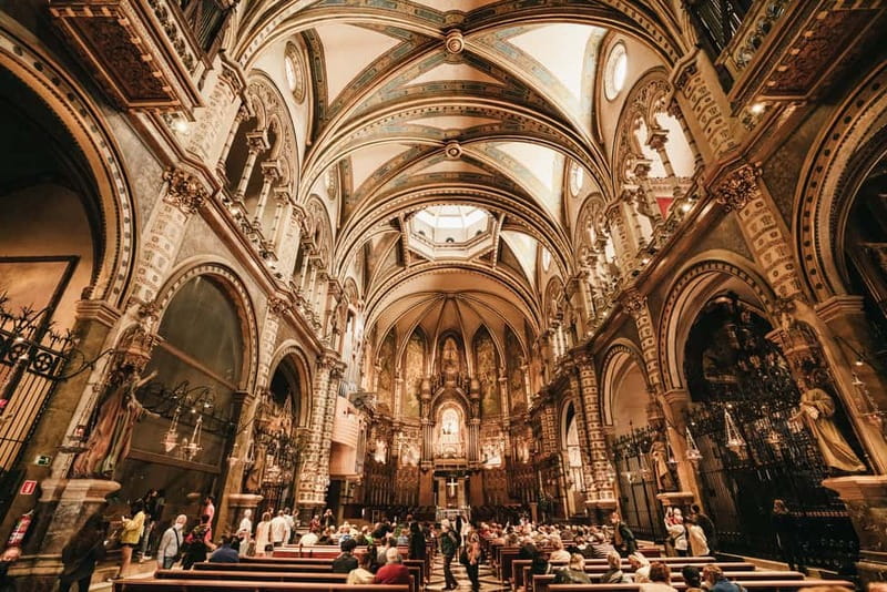 Barcelona: Montserrat and Winery Tour with Tapas or Lunch - Key takeaways before you go