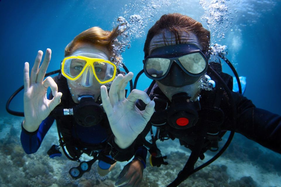 Barcelona: PADI Discover Scuba Diving - A Beginner-Friendly Underwater Try from Barcelona’s Beach