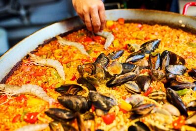 Barcelona Paella Cooking Class with Market Visit, Tapas & Sangria - La Rambla Walk: A Useful Pause Between Shopping and Cooking
