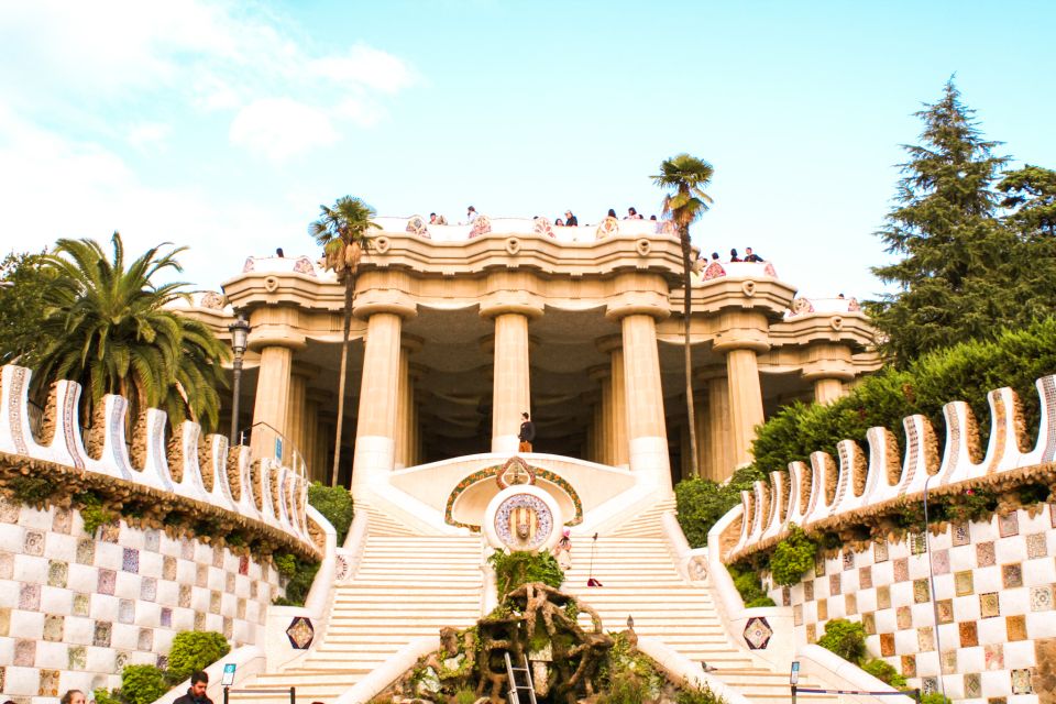Barcelona: Park Güell & La Sagrada Familia Tickets and Tour - Park Güell: The Mosaic Dragon and Gaudí’s Everyday Oddness