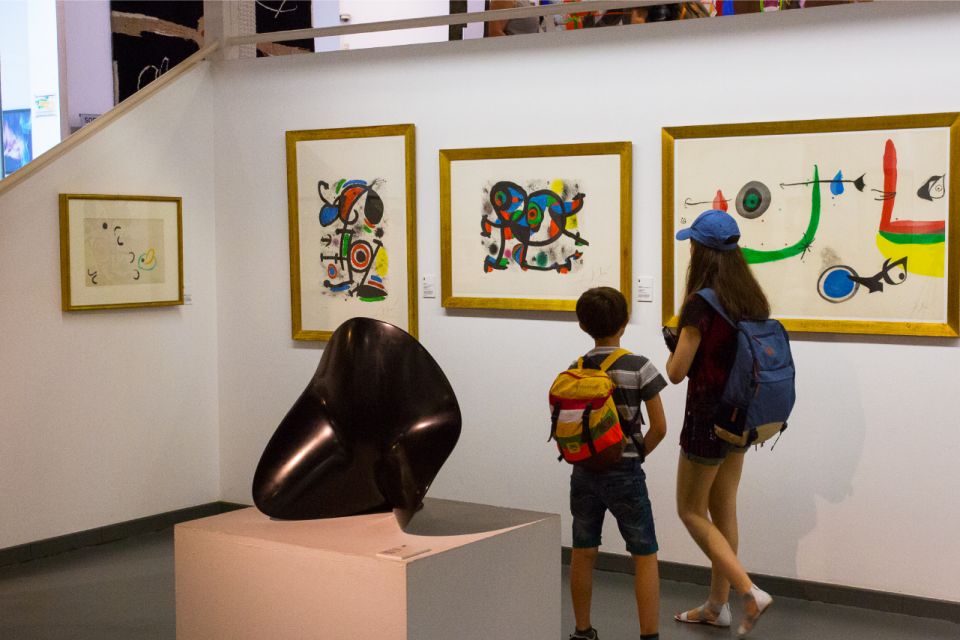 Barcelona: Poble Espanyol Entry Ticket - Fran Daurel Museum: contemporary art inside an old-school setting