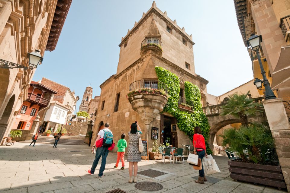 Barcelona: Poble Espanyol Entry Ticket - Accessibility and family fit: when it works well