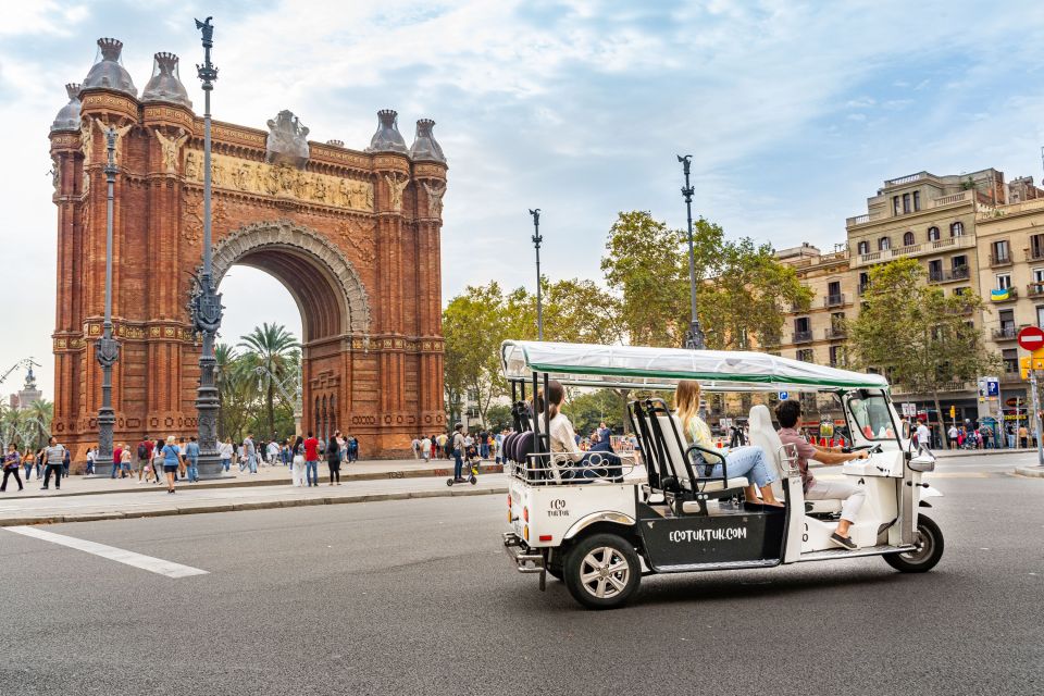 Barcelona: Private City Tour by Eco Tuk Tuk - Small group, private vehicle, and the 4-passenger limit