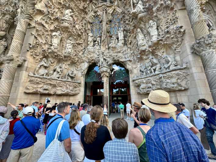 Barcelona: Sagrada Familia Entry Ticket and Guided Tour - Should you book this guided Sagrada Família tour?