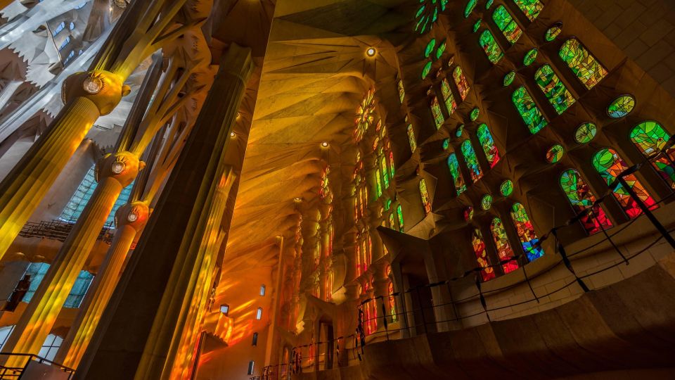 Barcelona: Sagrada Familia Fast-Track Guided Tour - Price and Value: Is $88 Worth It?
