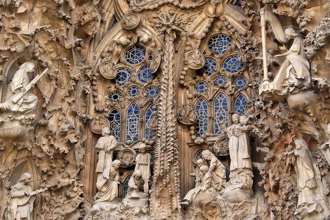 Barcelona: Sagrada Familia Fast Track Tour with Tower Option - Price and value: is $78.44 worth it?
