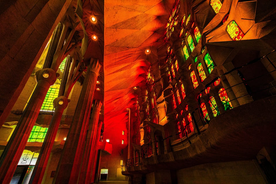 Barcelona: Sagrada Familia Priority Access Guided Tour - The guide is the difference: what you’ll learn about Gaudí’s life and legacy