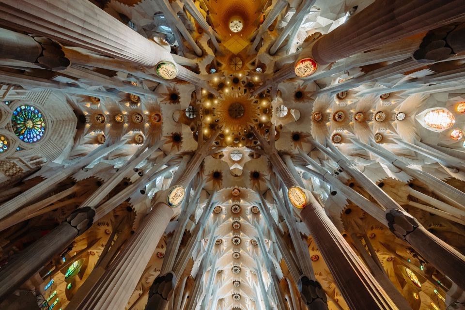 Barcelona: Sagrada Familia Tour w/Skip-the-Line Entry Ticket - Gaudí’s life story, told in the same place it matters