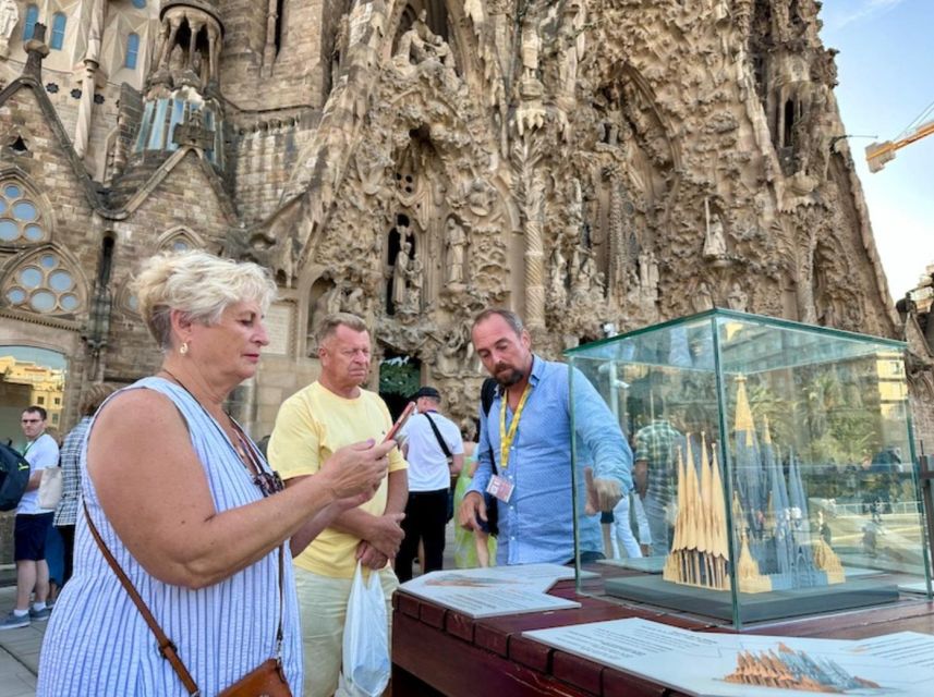 Barcelona: Sagrada Família Tour with Skip-the-Line Access - Duration and Timing: Why the Length Range Matters