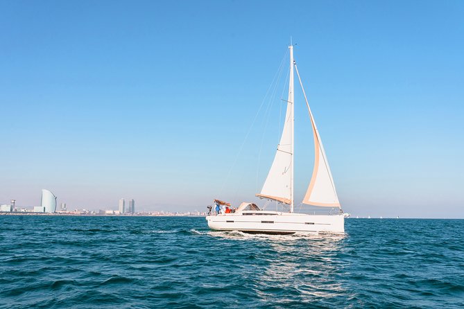 Barcelona Sailing: Light Snacks & Open Bar with Private Option - Space, Comfort, and the Small-Group Advantage