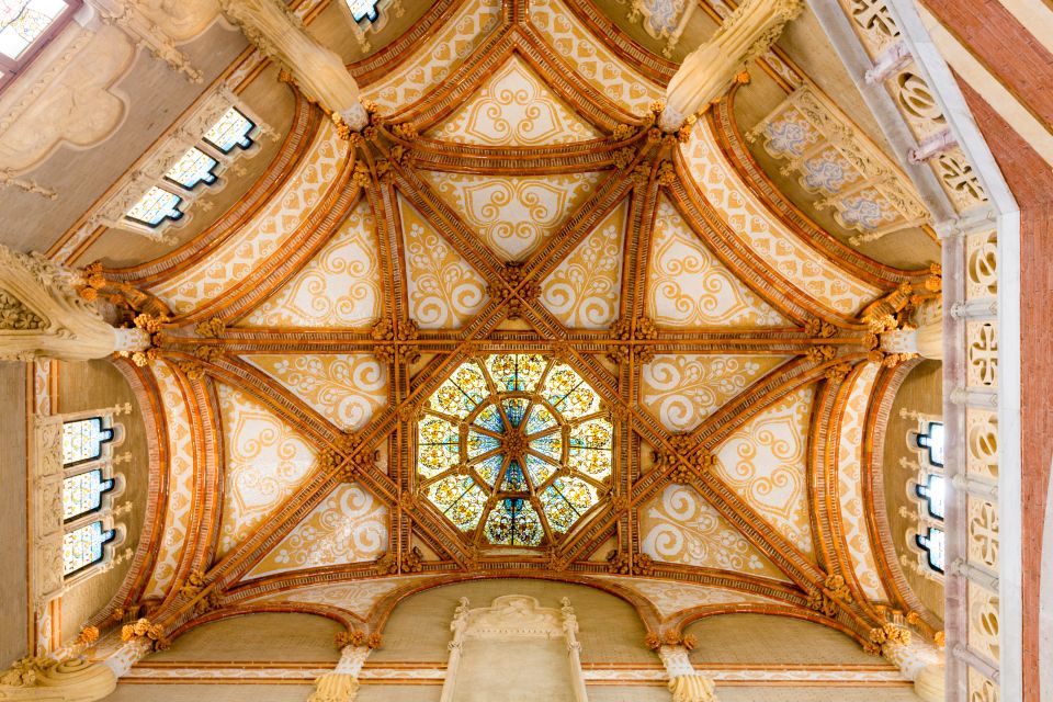 Barcelona: Sant Pau Recinte Modernista Entry Ticket - Look up: stained glass, mosaics, and sculpture you’ll miss if you rush