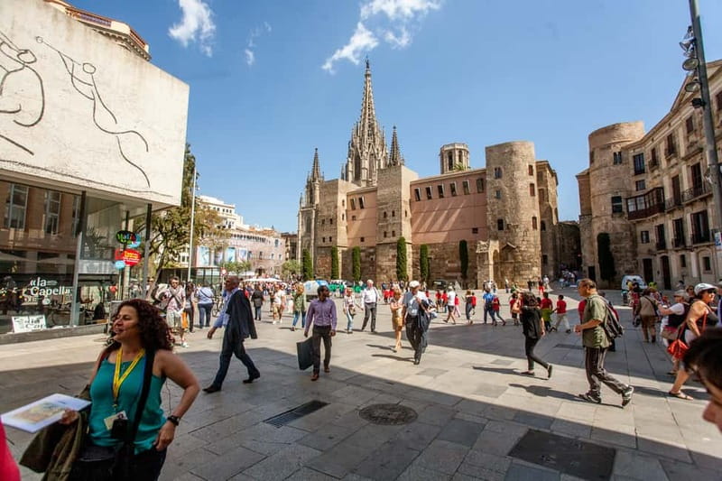 Barcelona: Small Group Picasso Tour with Picasso Museum - Els Quatre Gats: the café stop that changes the whole mood