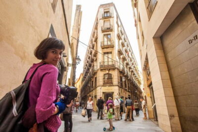 Barcelona: Small Group Picasso Tour with Picasso Museum - From Plaça de Catalunya to the Gothic Quarter: where the story starts